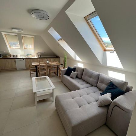 Janhaz Apartman Revfueloep Exterior foto